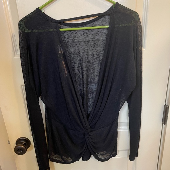 Open Back Top - Picture 3 of 3